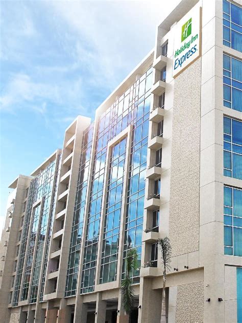 hotel near newport mall|hotels in newport pasay city.